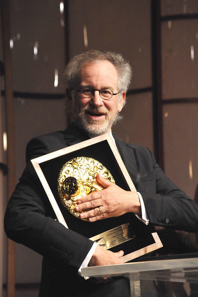 steven_spielberg_award_3-l.jpg